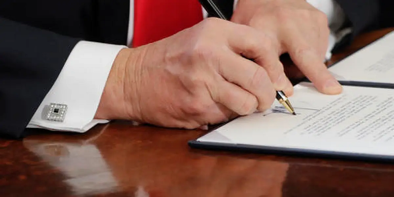 What Pen Does The President Use? Read The Guide
