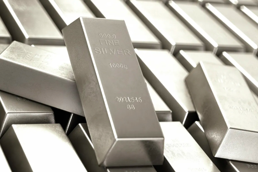 Investing in silver can keep you free from the tension of inflation down the road